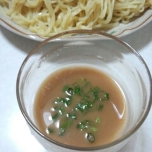 暑い日に！胡麻だれつけ麺